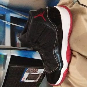 Jordans size 4y